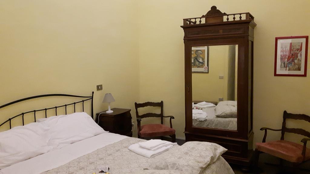 Hotel Torre Cepollini Albenga Esterno foto