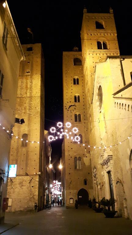 Hotel Torre Cepollini Albenga Esterno foto