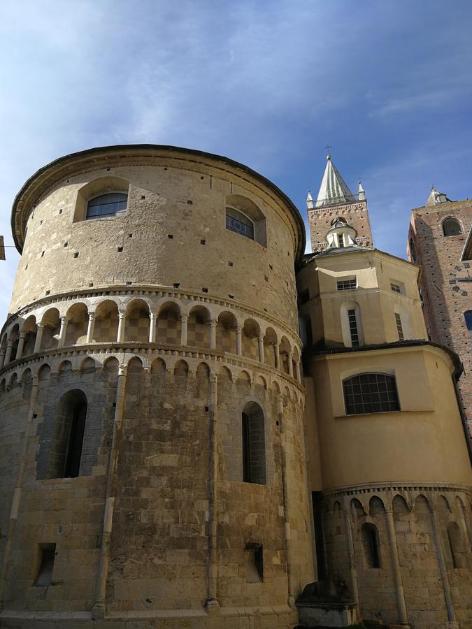 Hotel Torre Cepollini Albenga Esterno foto